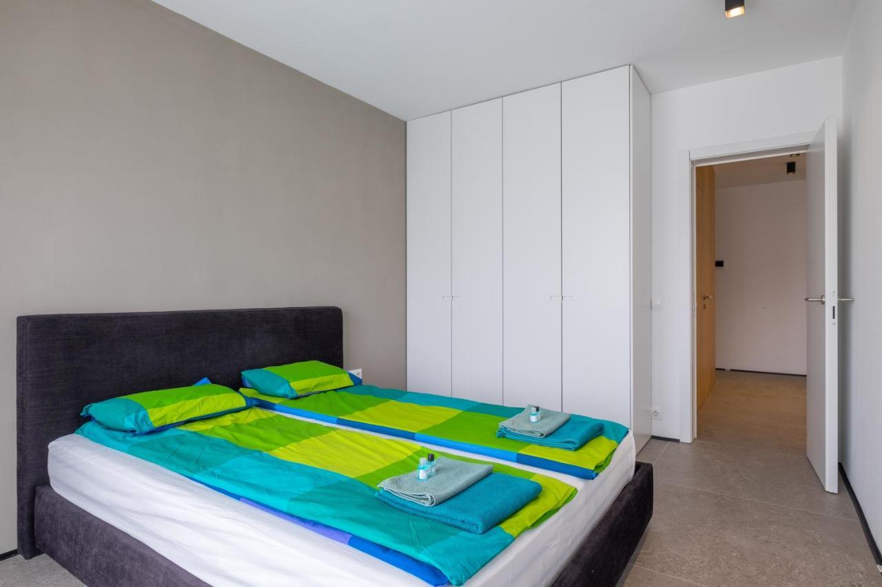 City Apartments - Mall Of Sofia & Metro Station Kültér fotó