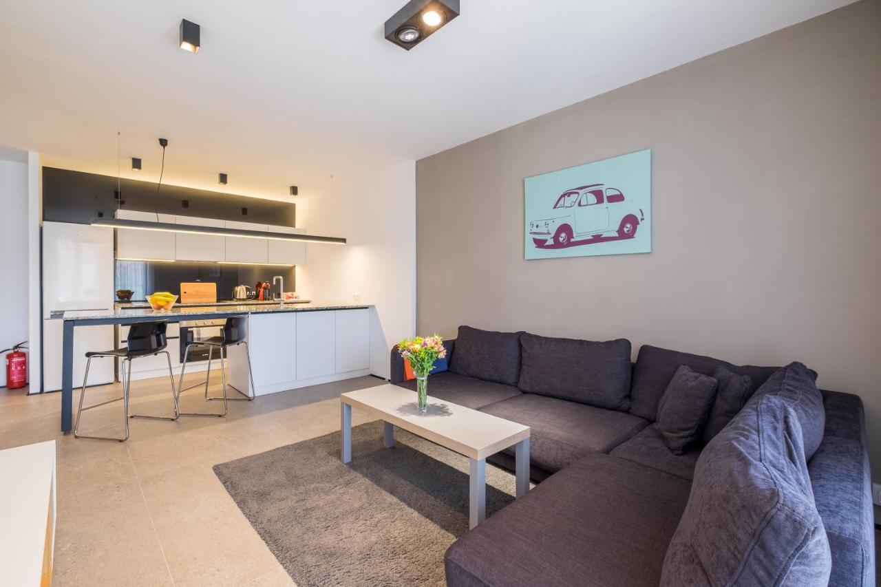 City Apartments - Mall Of Sofia & Metro Station Kültér fotó