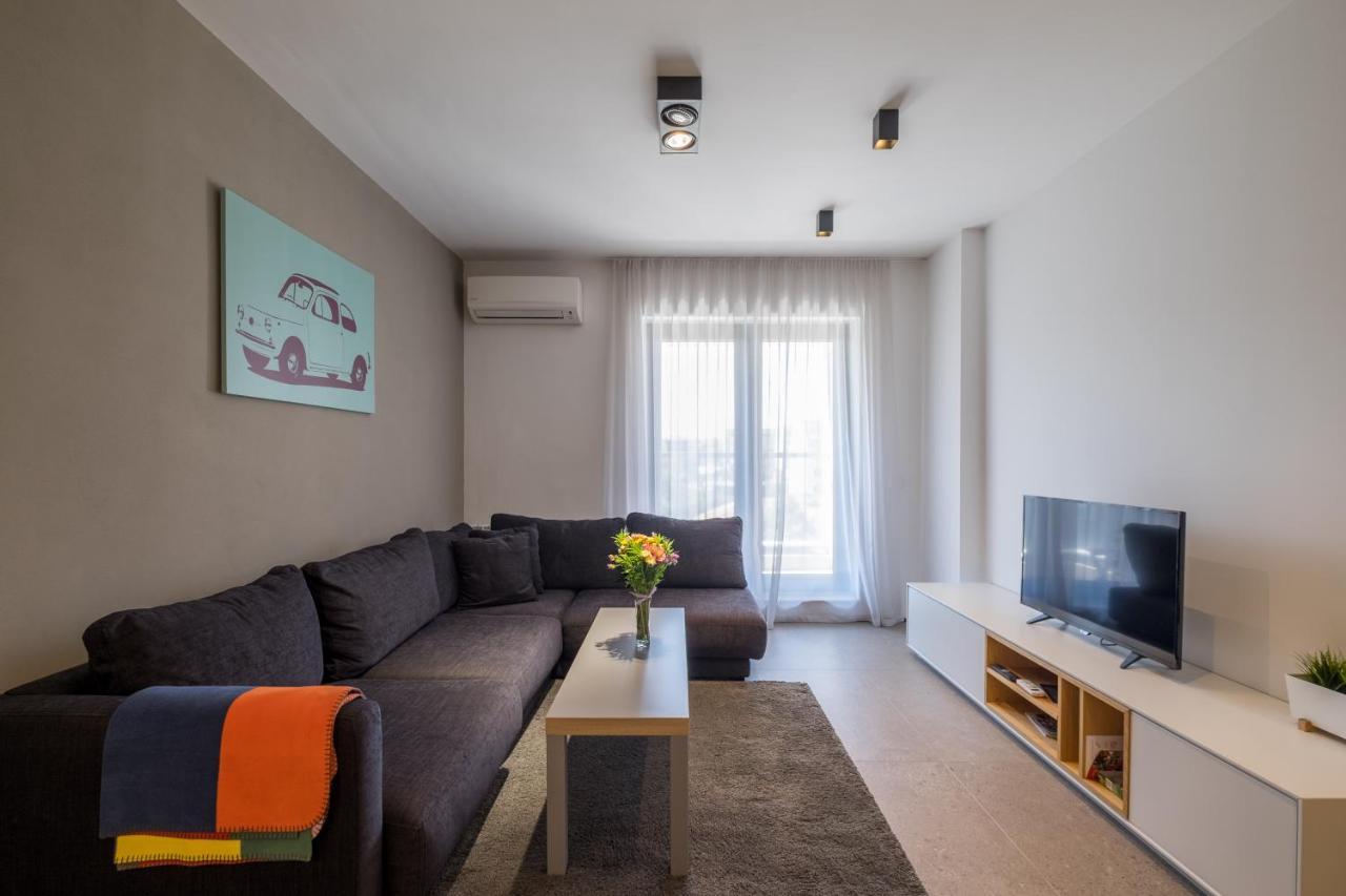 City Apartments - Mall Of Sofia & Metro Station Kültér fotó