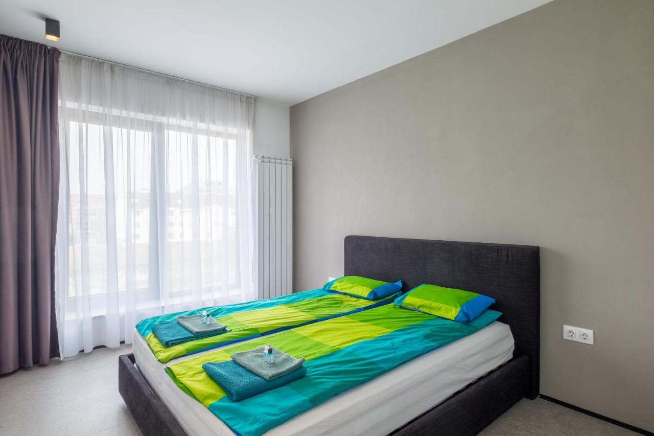 City Apartments - Mall Of Sofia & Metro Station Kültér fotó